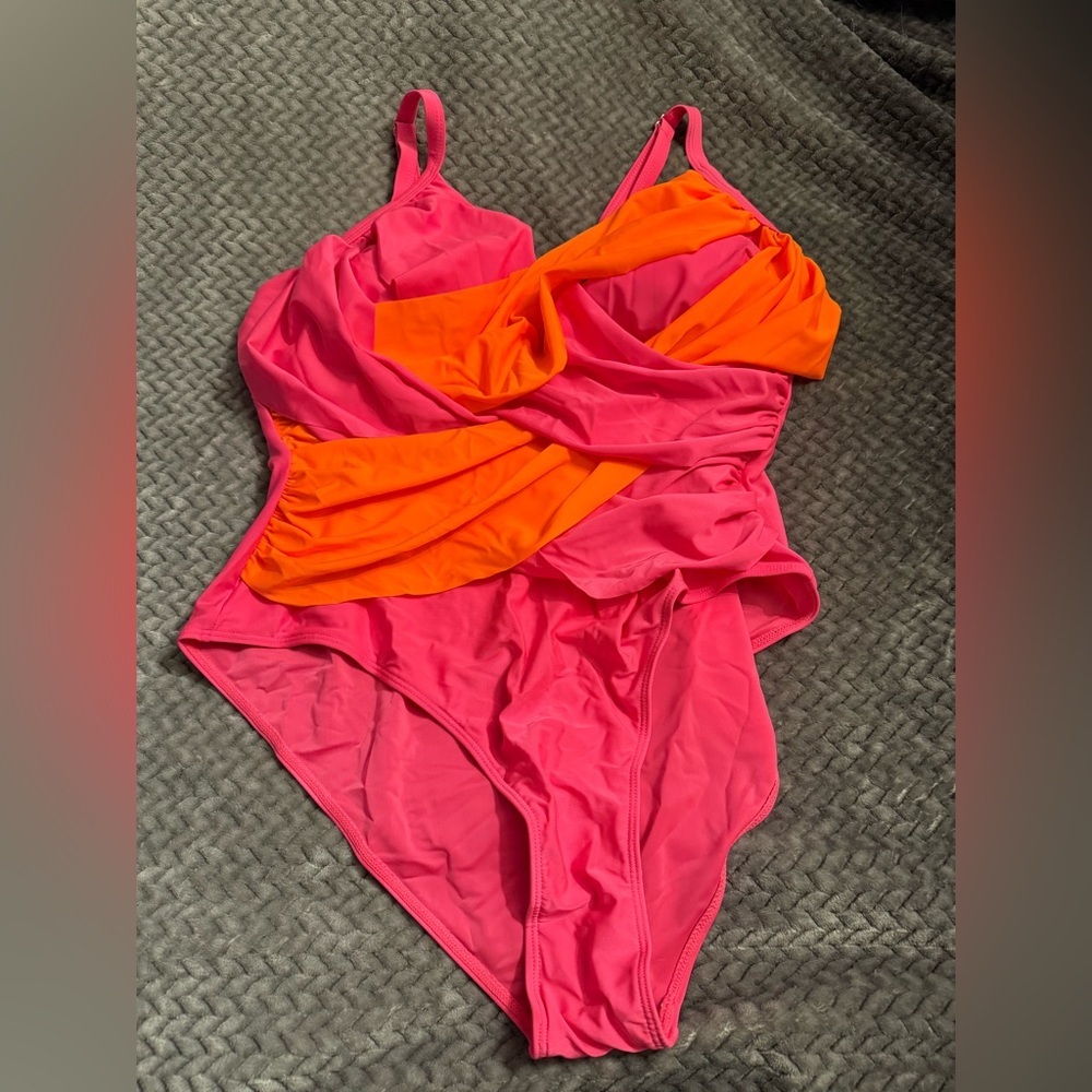 Size 20 plus pink/orange one piece swimsuit - Picture 2 of 8